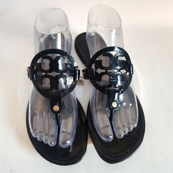 Tory Burch Sandals Size 8.5 Miller Logo Black Patent Leather Flat Thong Preppy - Picture 6 of 12